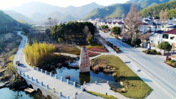 農(nóng)行與城市④｜湖州篇：深耕點(diǎn)綠成金，金融活水澆灌綠色沃野&mdash;&mdash;綠色湖州的農(nóng)行實(shí)踐