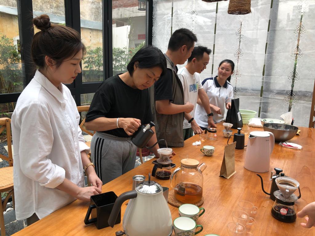 新職業(yè)新業(yè)態(tài)拓寬就業(yè)空間&mdash;&mdash;就業(yè)大省擴(kuò)就業(yè)觀察