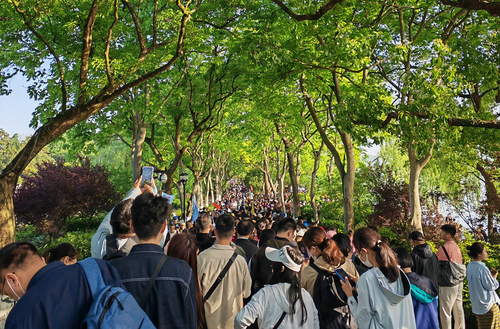 &ldquo;五一&rdquo;假期里的&ldquo;西湖24小時(shí)&rdquo;