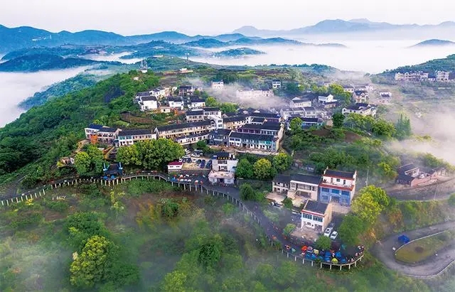 造就萬千美麗鄉(xiāng)村 造福萬千農(nóng)民群眾 &ldquo;千萬工程&rdquo;推動浙江山鄉(xiāng)巨變